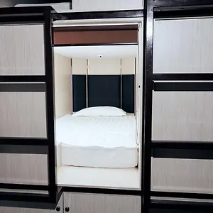 Capsule hotel Kapsula